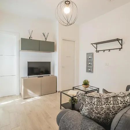 Splendido Con Parcheggio E Terrazza شقة ريتشيوني