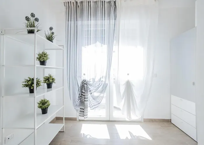 Splendido Con Parcheggio E Terrazza